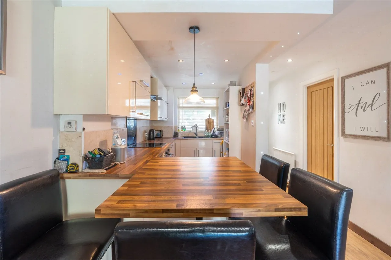 Runnymede Avenue, Bearwood, BH11, photo 8