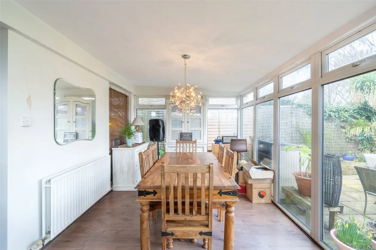 Runnymede Avenue, Bearwood, BH11, photo 4