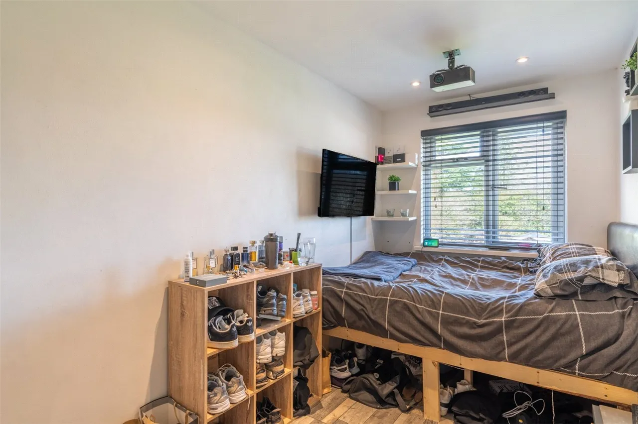 Runnymede Avenue, Bearwood, BH11, photo 14
