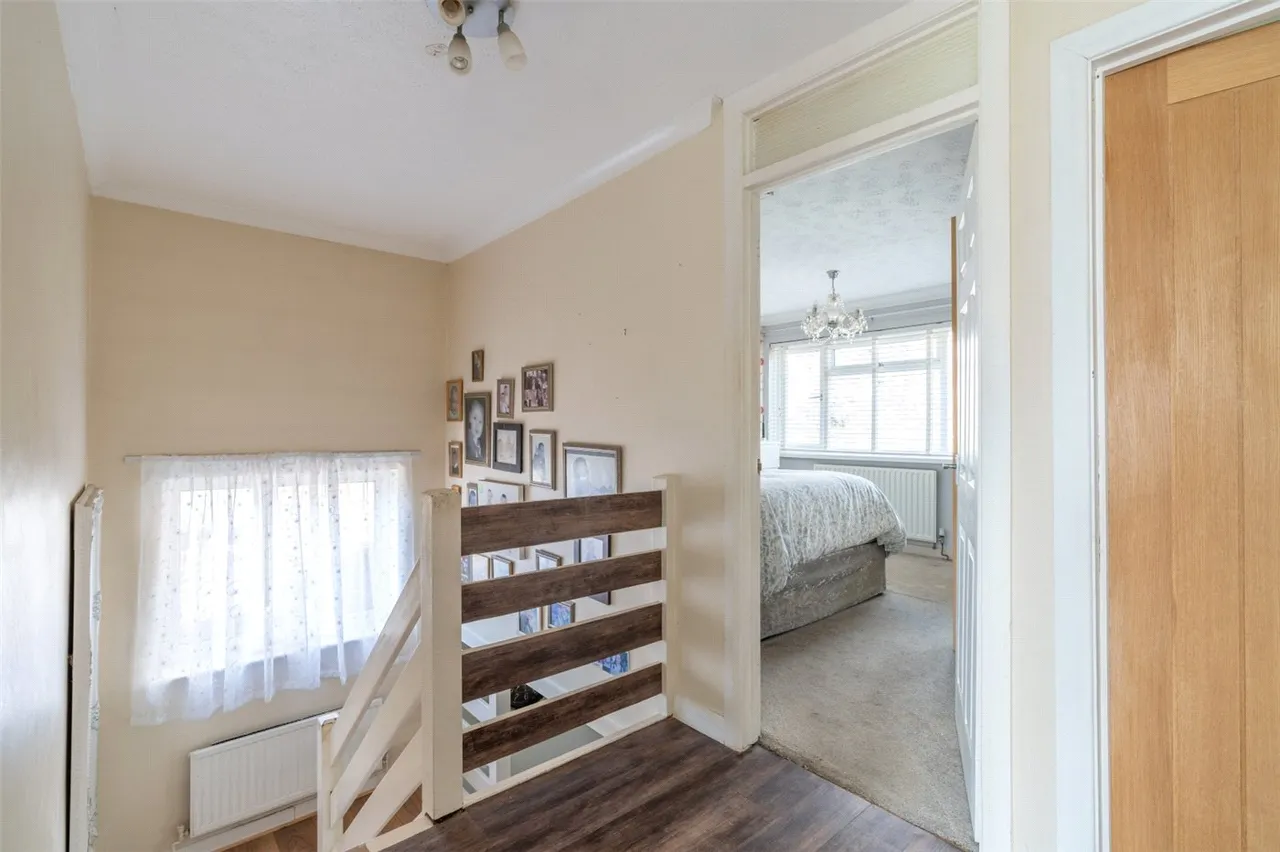 Runnymede Avenue, Bearwood, BH11, photo 11