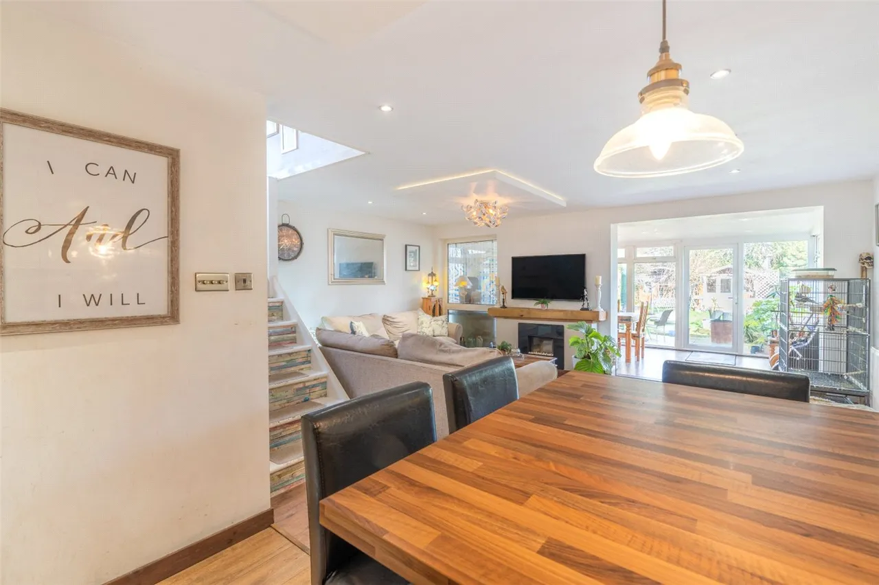 Runnymede Avenue, Bearwood, BH11, photo 5