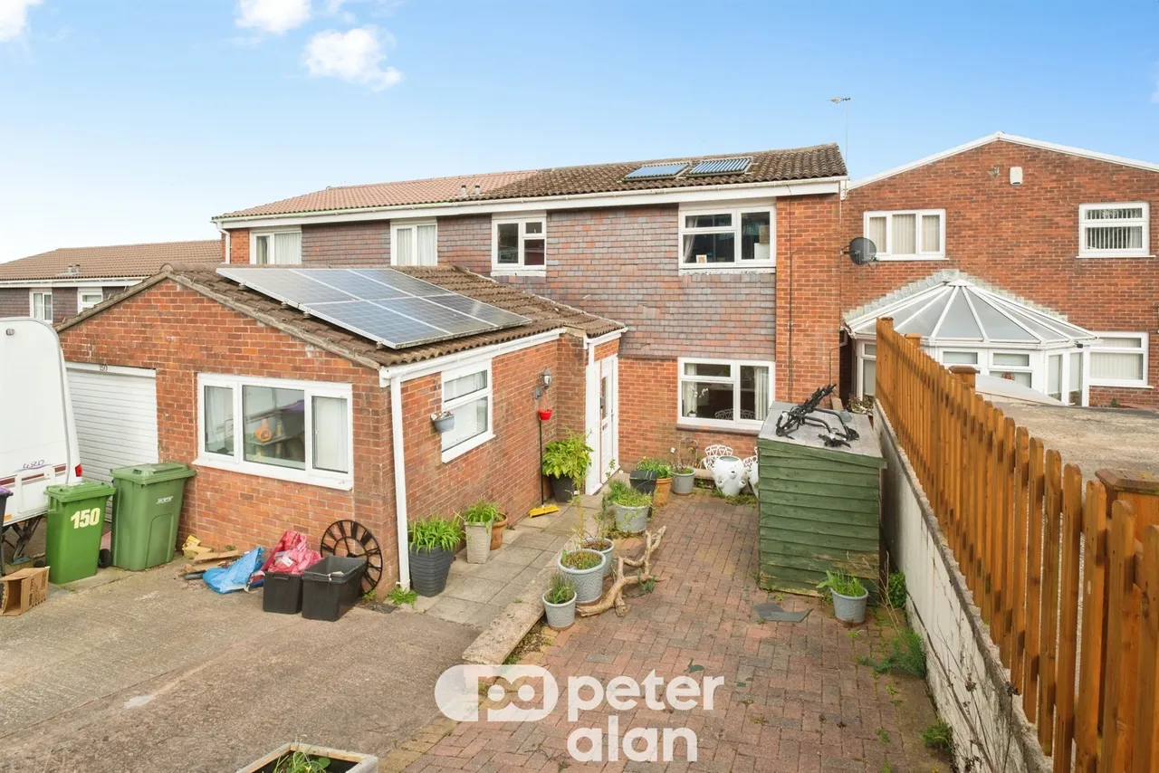 3 bed house for sale, Brynglas Cwmbran, NP44
