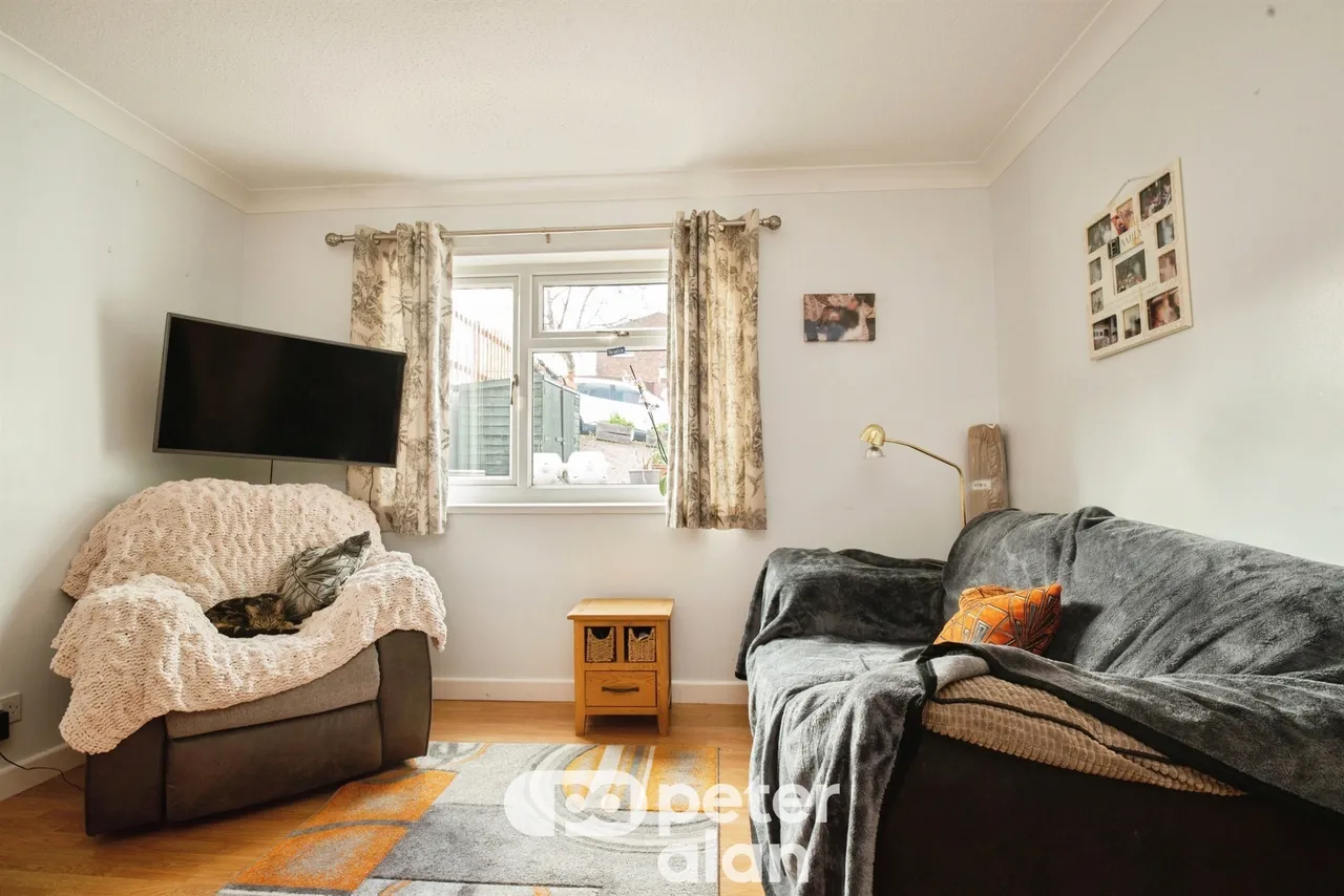 Brynglas Cwmbran, NP44, photo 5