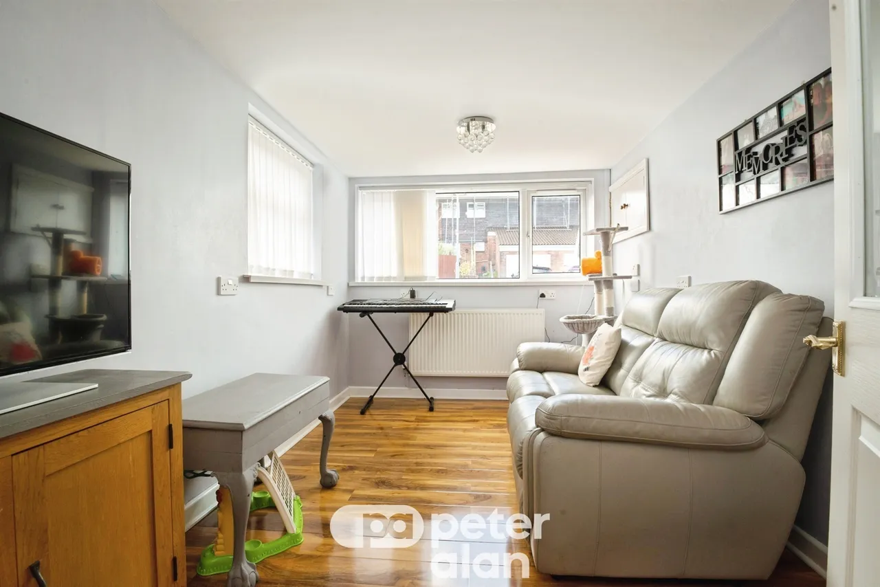 Brynglas Cwmbran, NP44, photo 6