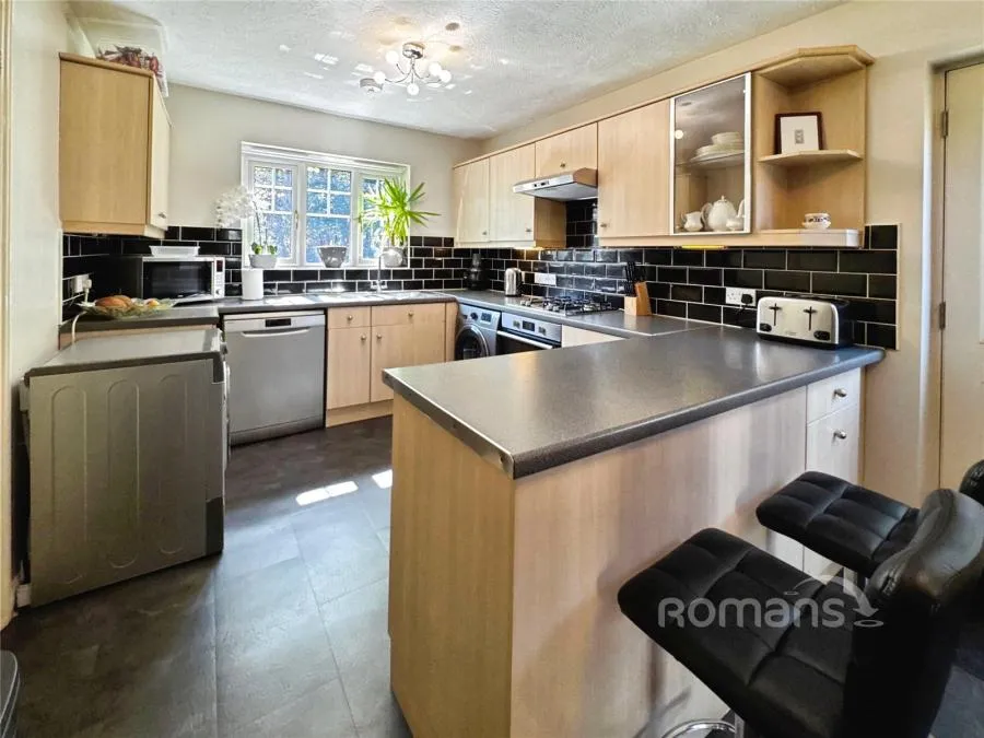 Old Forge End, Sandhurst, GU47, photo 2