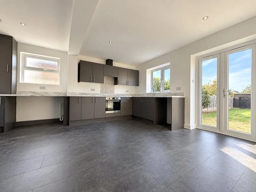 Carlingford Drive, Westcliff-on-Sea, SS0, photo 2