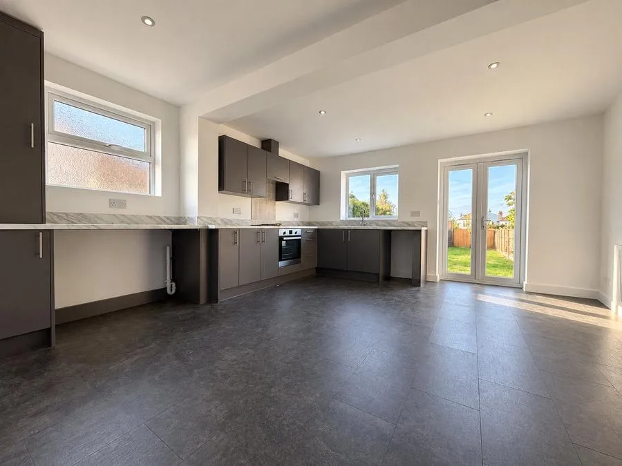 Carlingford Drive, Westcliff-on-Sea, SS0, photo 13