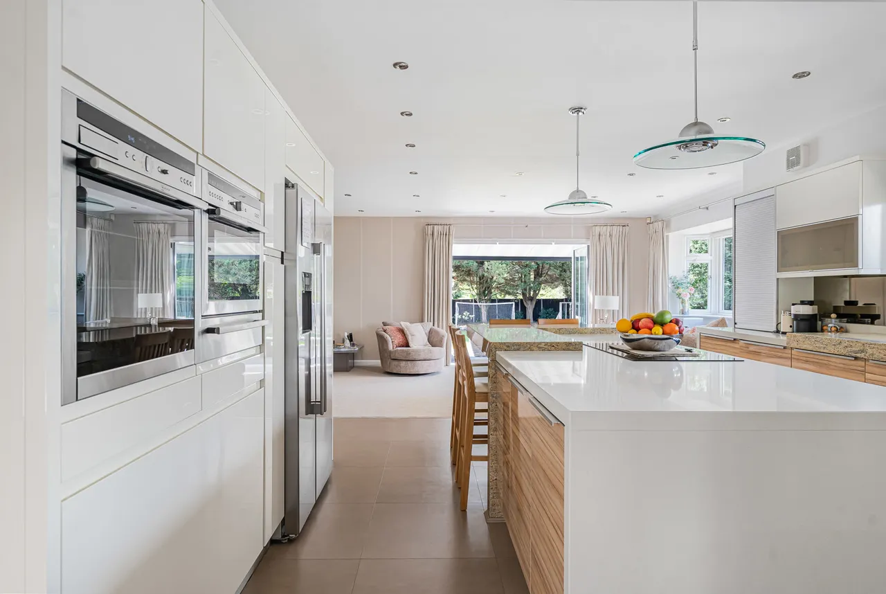 Mayfield Gardens, Staines-upon-Thames, TW18, photo 10
