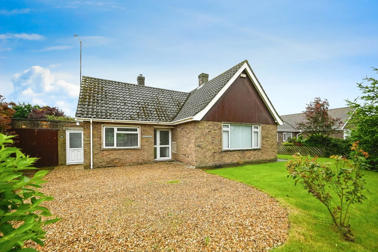 3 bed house for sale — School Road, West Walton, Wisbech, PE14