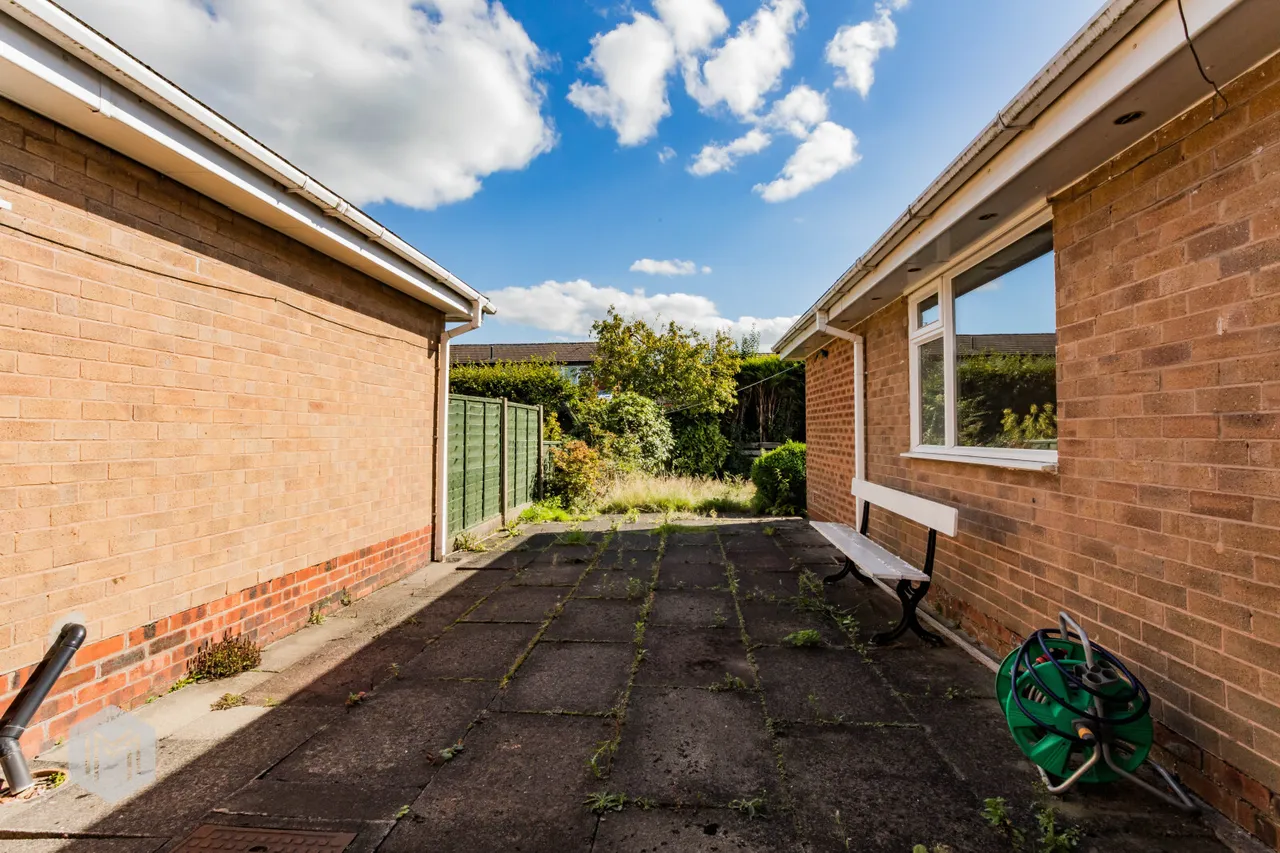 Lynwood Grove, Bolton, BL2 3JZ, photo 10