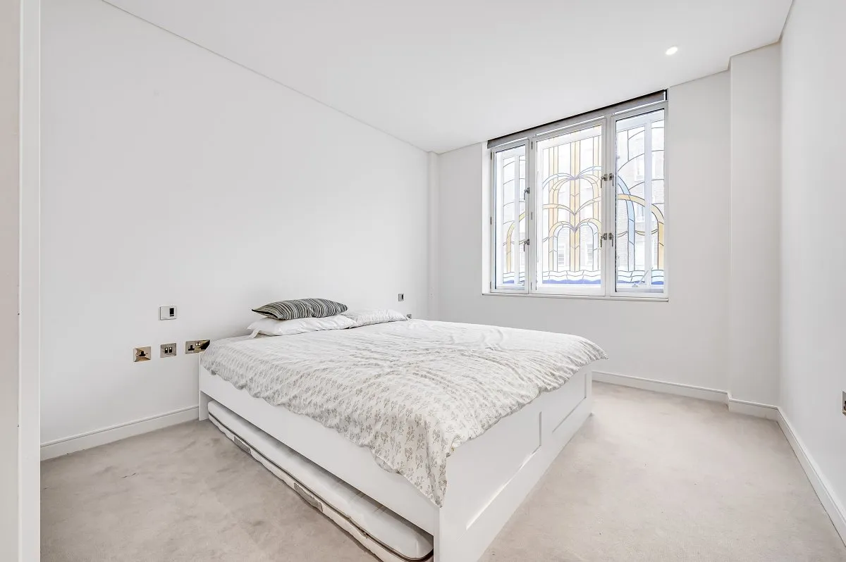 Queensway, Bayswater, London, W2, photo 9
