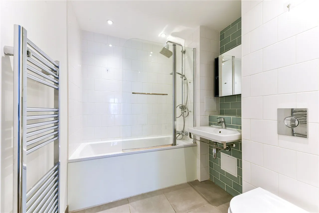 Terry Spinks Place, Canning Town, E16, photo 9