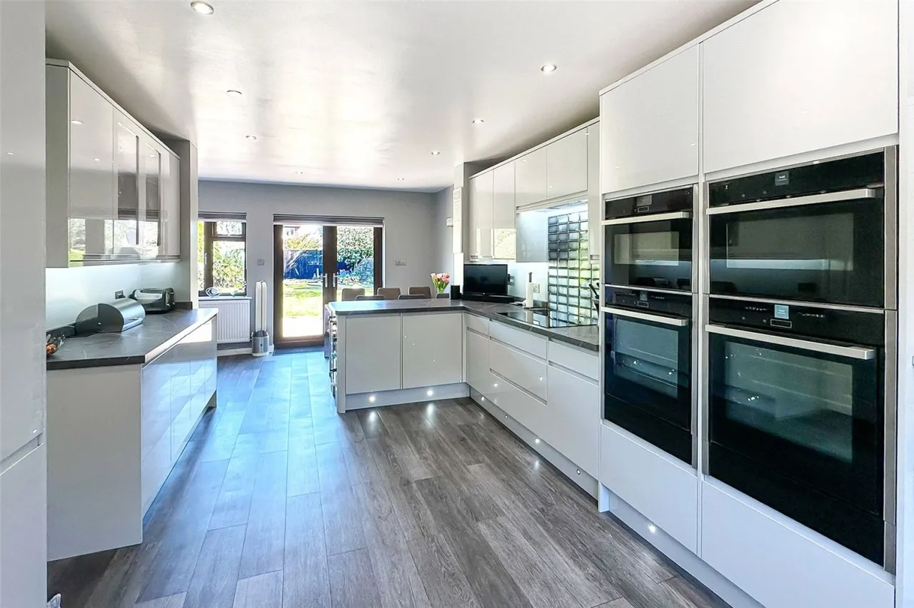 Rustington, Littlehampton, BN16, photo 4