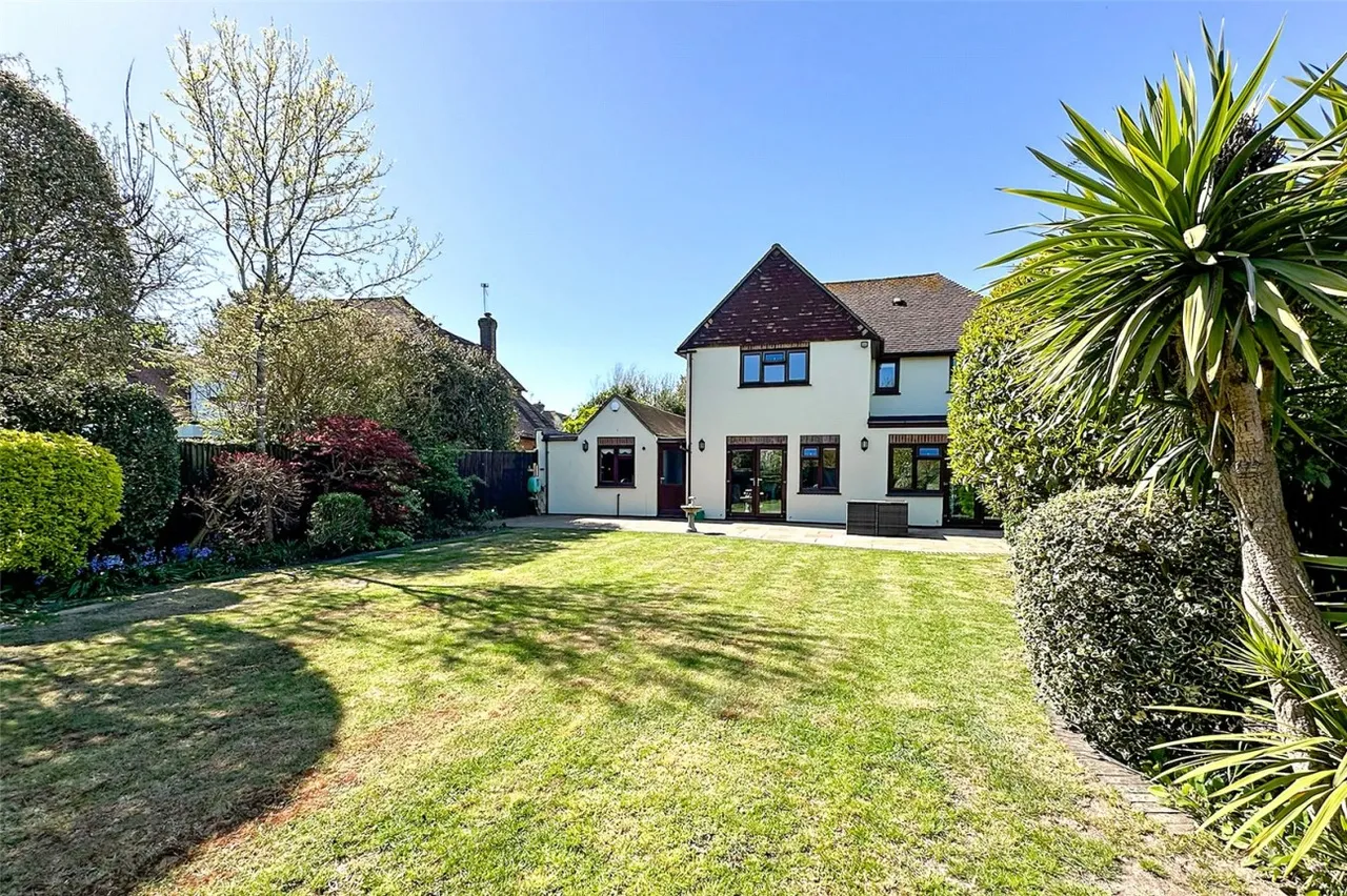 Rustington, Littlehampton, BN16, photo 2