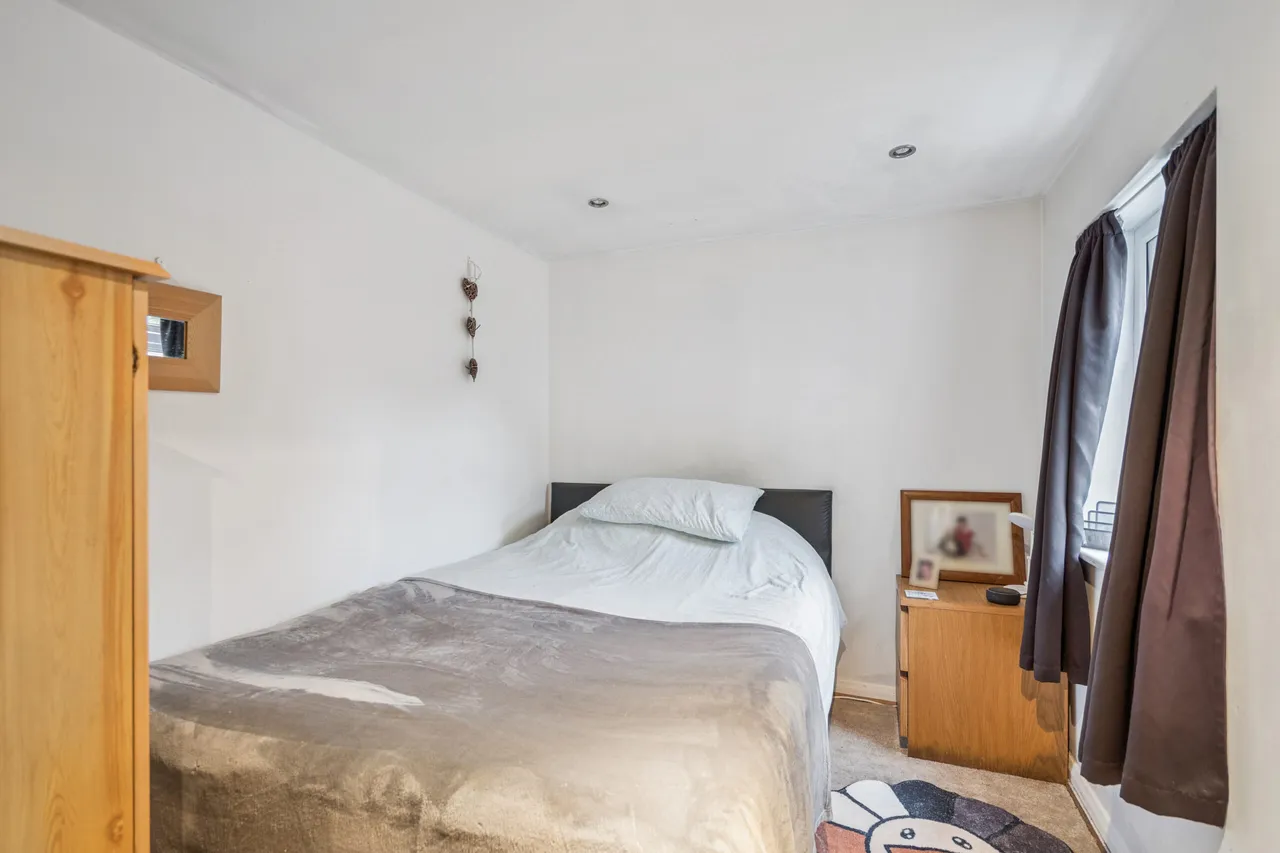 Park Close, Bushey, WD23, photo 9