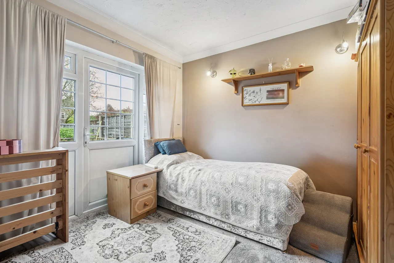 Park Close, Bushey, WD23, photo 10
