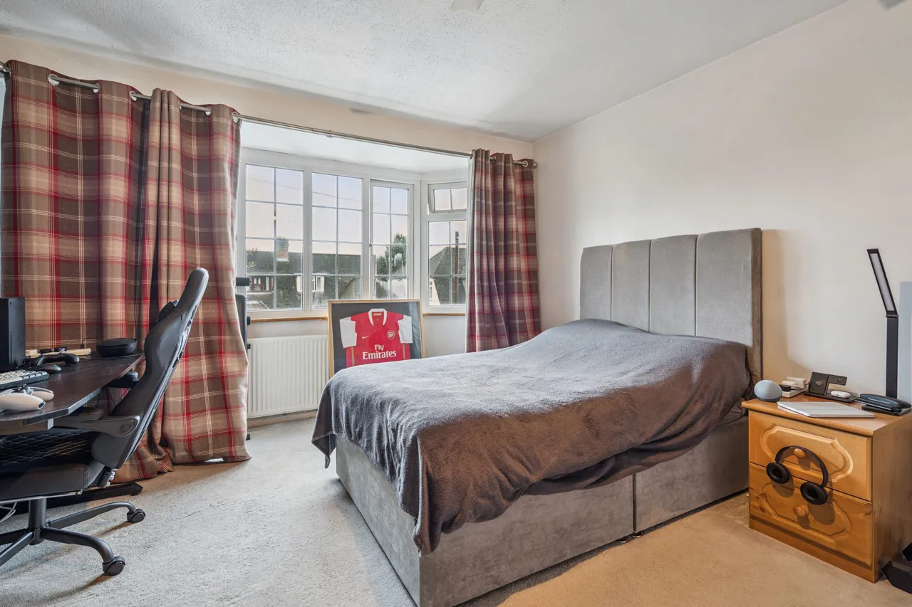 Park Close, Bushey, WD23, photo 12