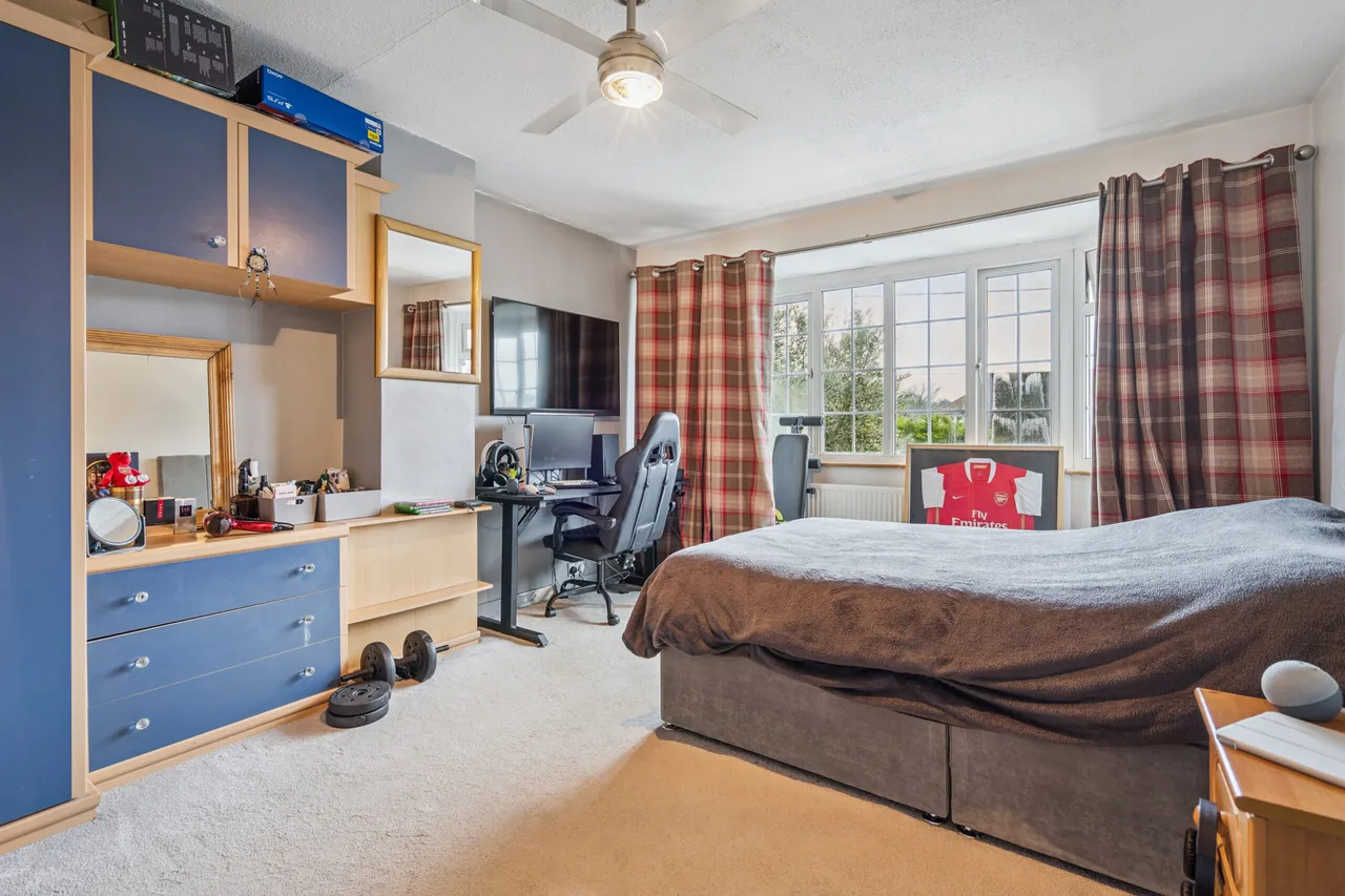 Park Close, Bushey, WD23, photo 13