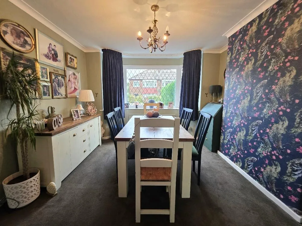 Firvale Avenue, Heald Green, photo 4