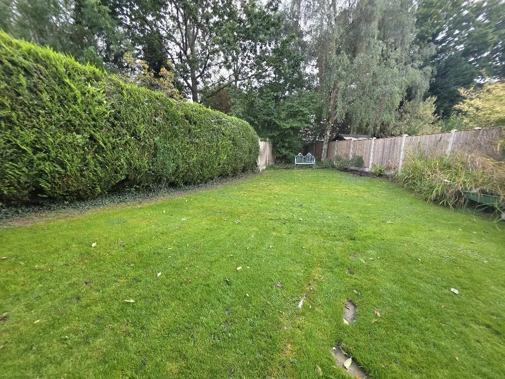 Firvale Avenue, Heald Green, photo 22
