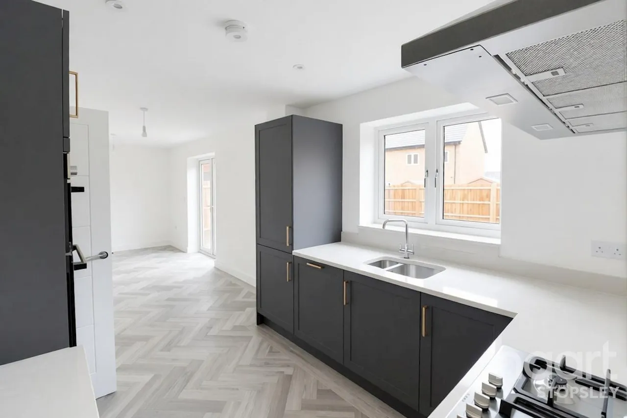 Lewin Park, Langford, SG18, photo 22