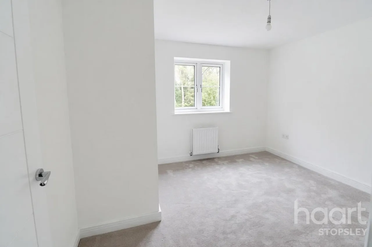 Lewin Park, Langford, SG18, photo 28
