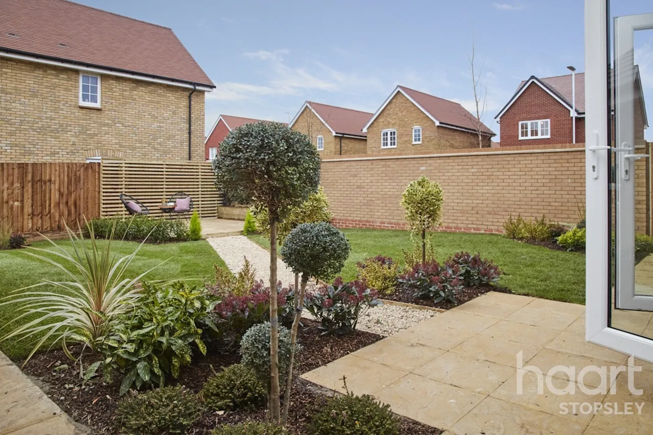 Lewin Park, Langford, SG18, photo 16