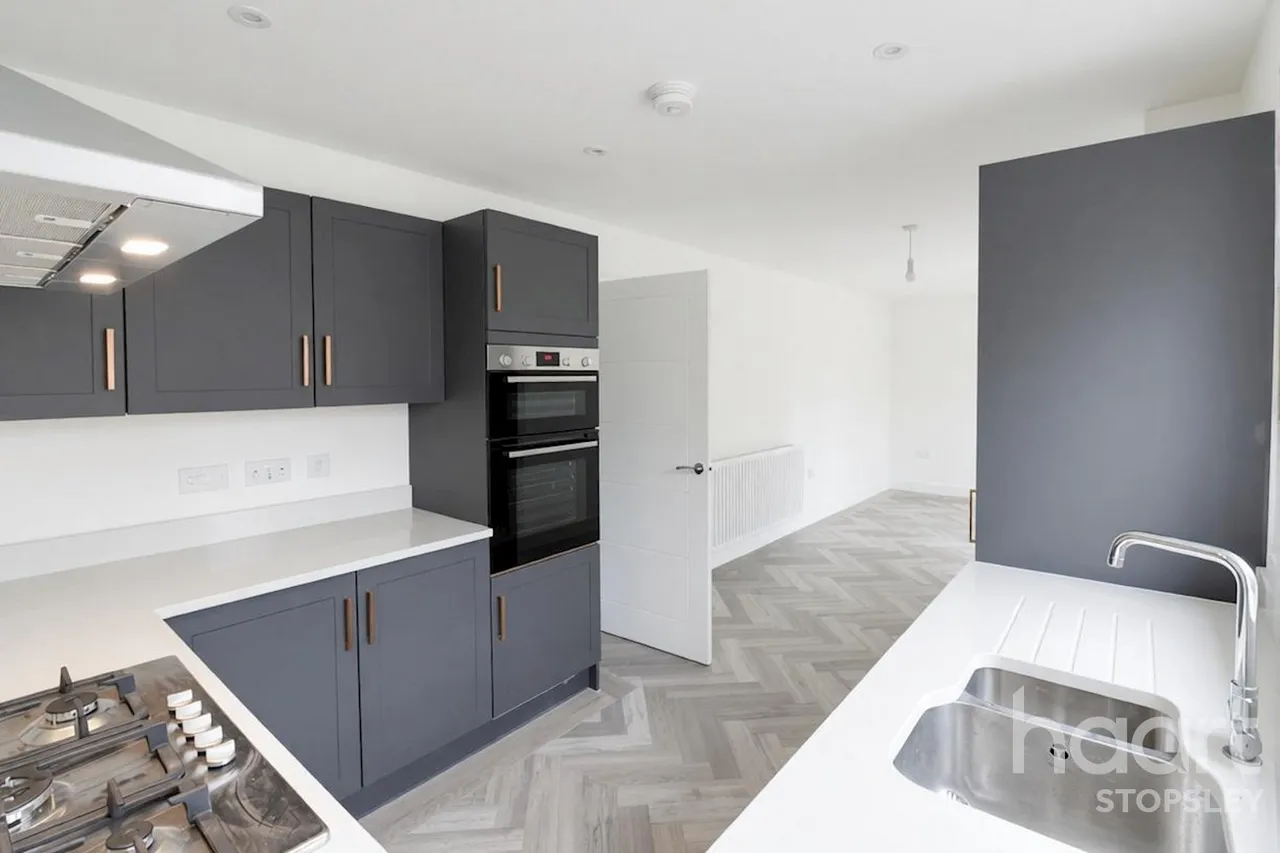Lewin Park, Langford, SG18, photo 21