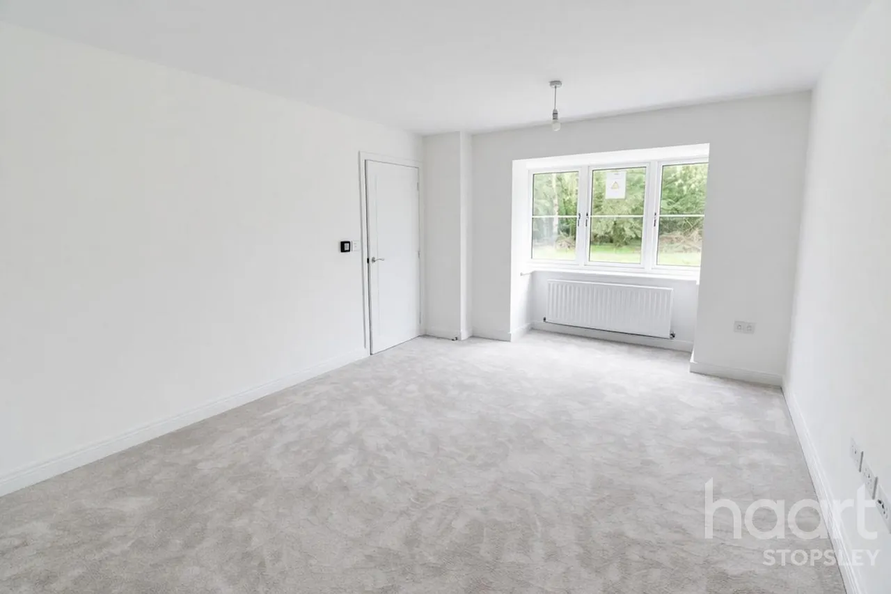 Lewin Park, Langford, SG18, photo 33