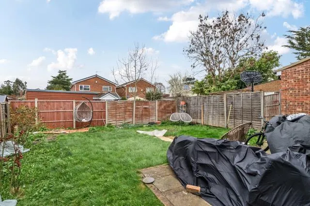 Sandringham Court, Slough, SL1, photo 11