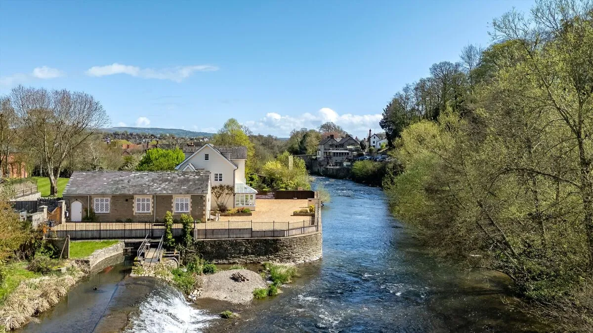 Ludlow, SY8, photo 15