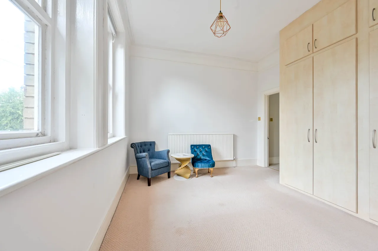 Sutton, SM2, photo 9