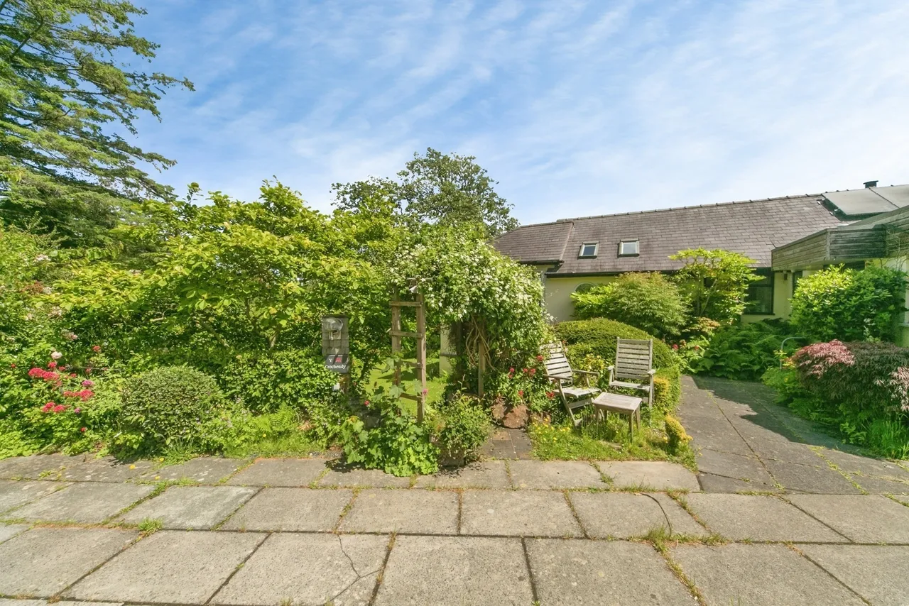 Llanbedrog, LL53, photo 17