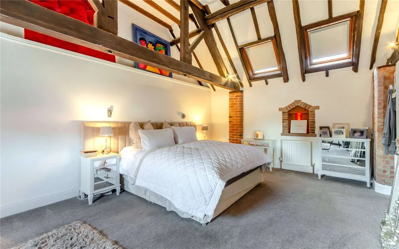 Old Hall Close, Farndon, NG24, photo 9