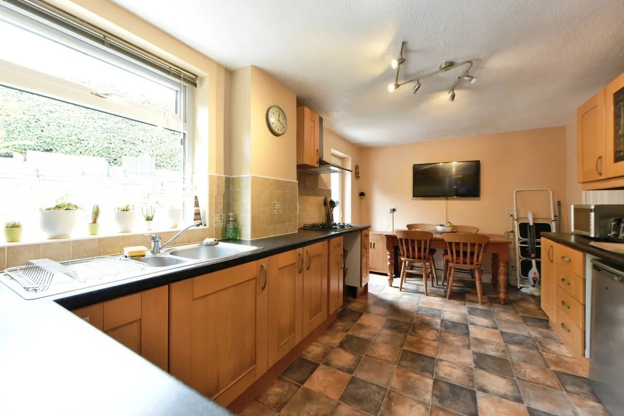 Chantry Road, Disley, Stockport, Cheshire, SK12, photo 8