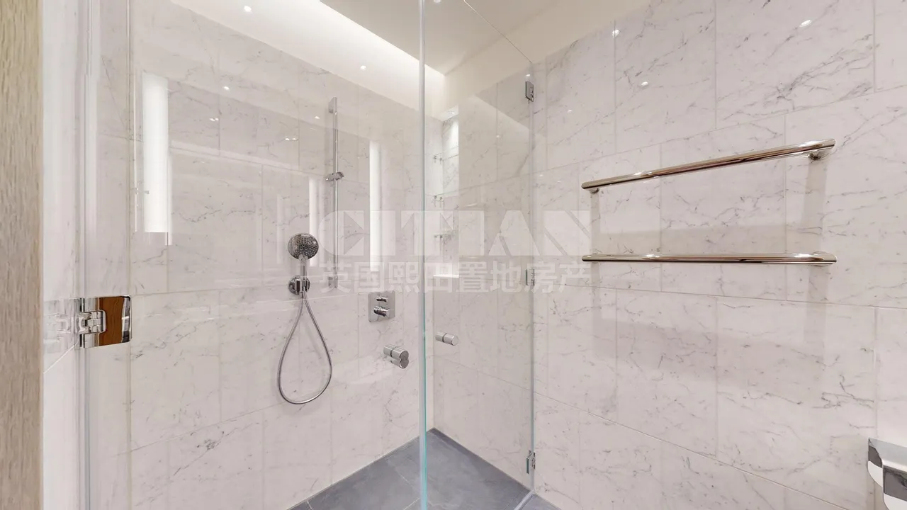 Nine Elms Lane, London, SW8, photo 27