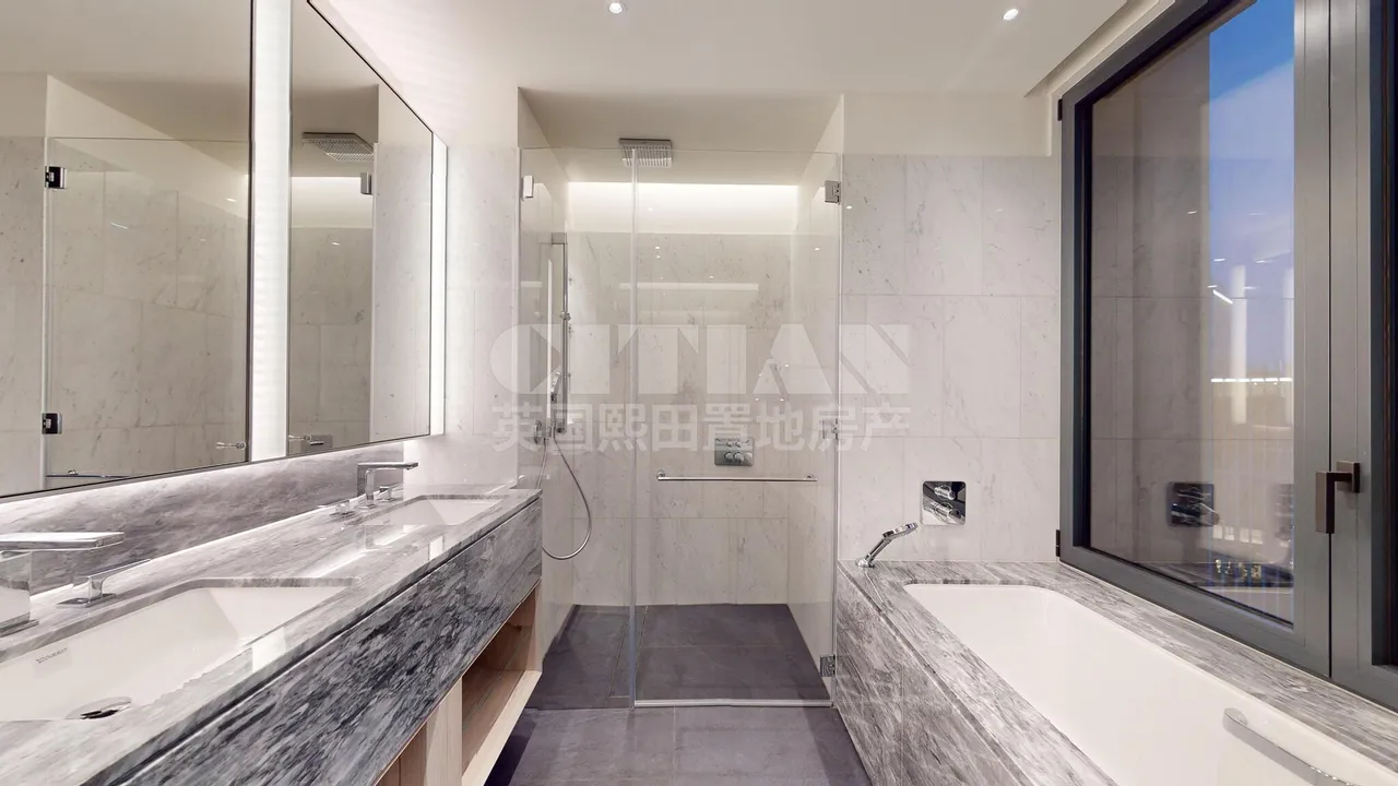 Nine Elms Lane, London, SW8, photo 15
