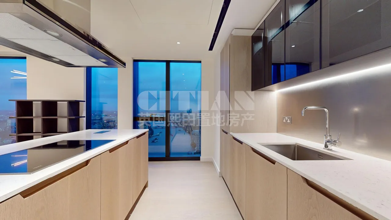 Nine Elms Lane, London, SW8, photo 8
