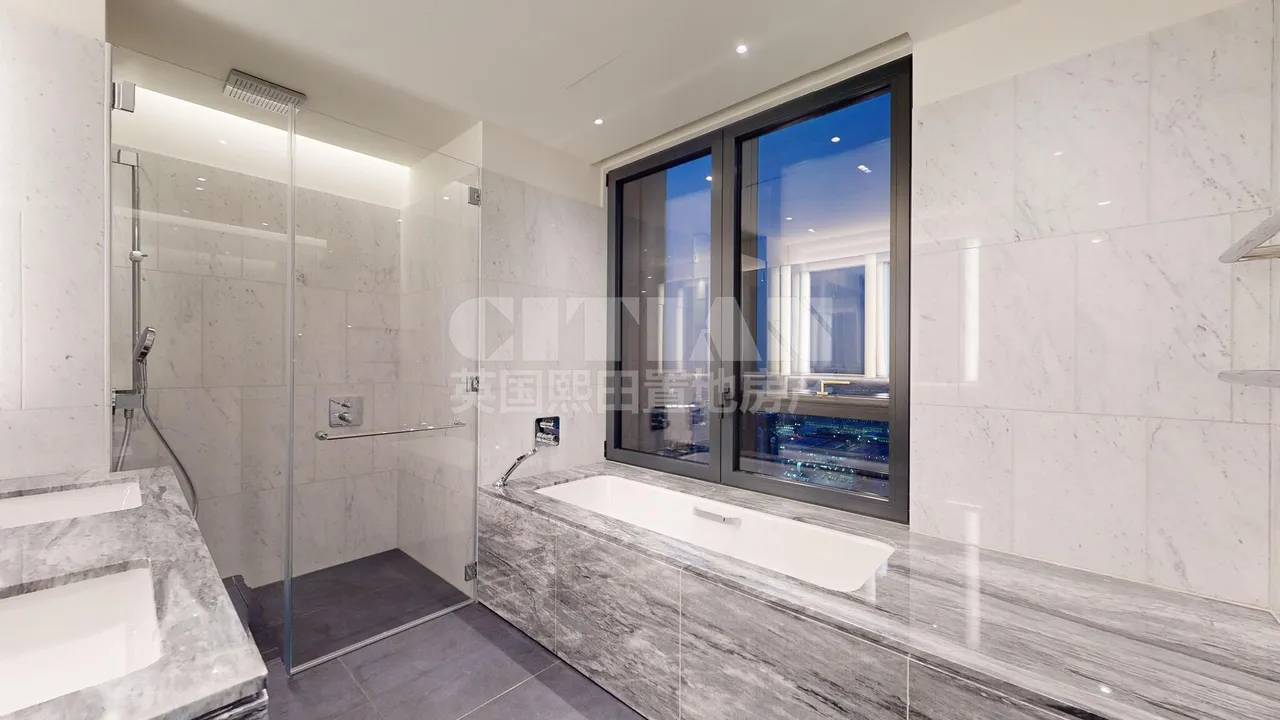 Nine Elms Lane, London, SW8, photo 16