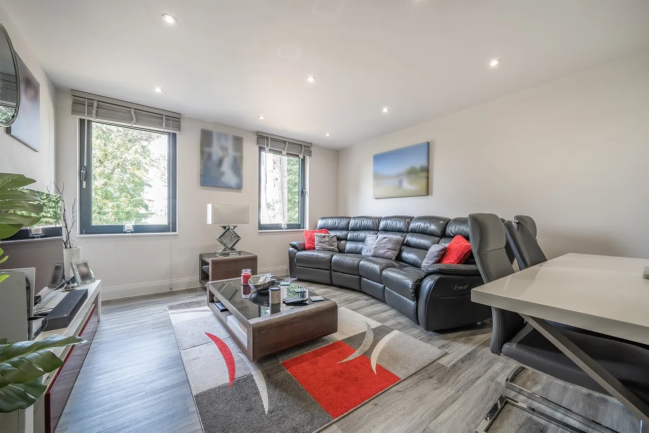 Wellington Road, Enfield, EN1, photo 3