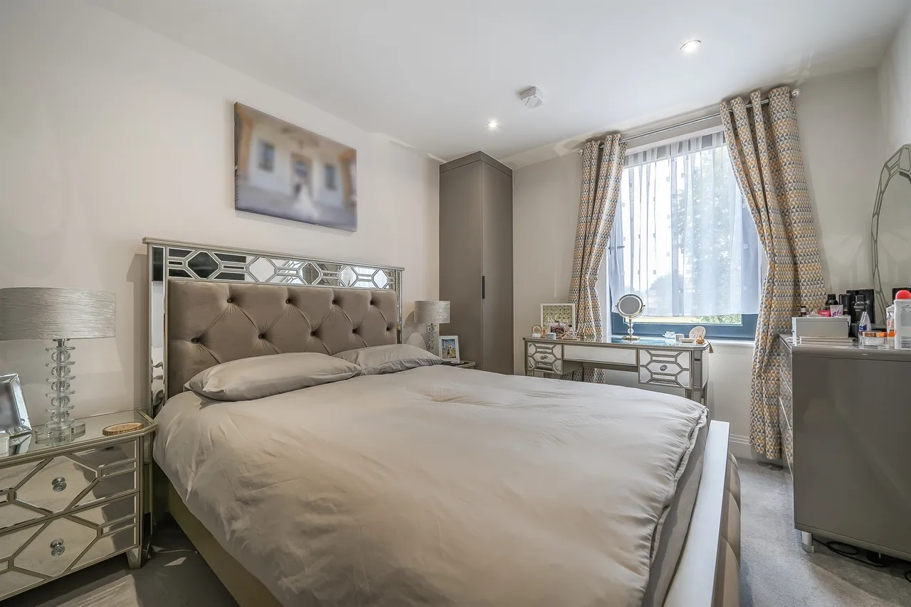 Wellington Road, Enfield, EN1, photo 8