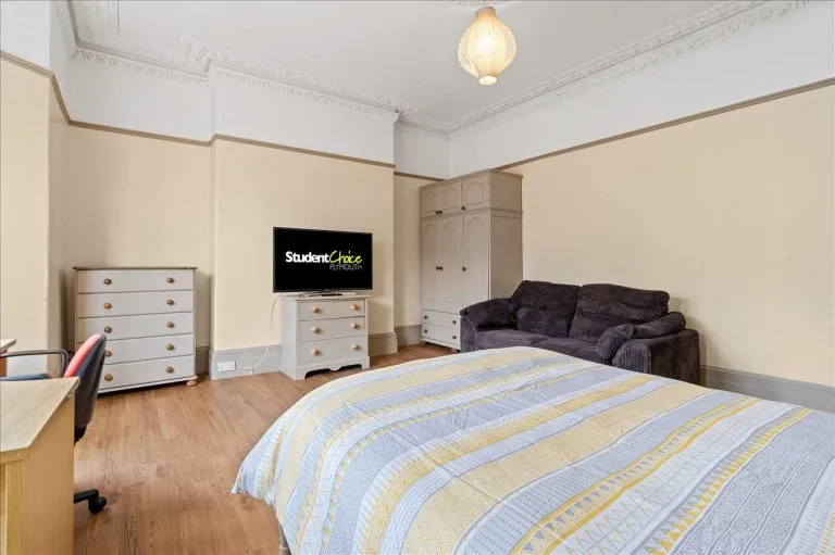 8 bed house to rent, Lisson Grove, Plymouth, PL4