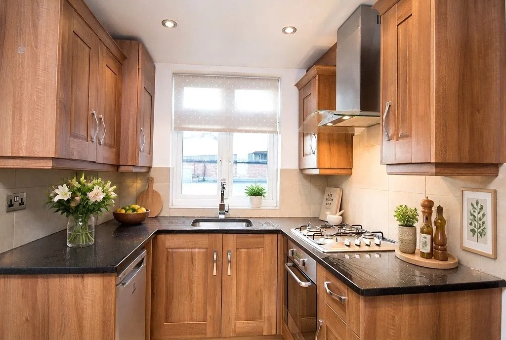 High Street, Walton-on-Thames, KT12, photo 2
