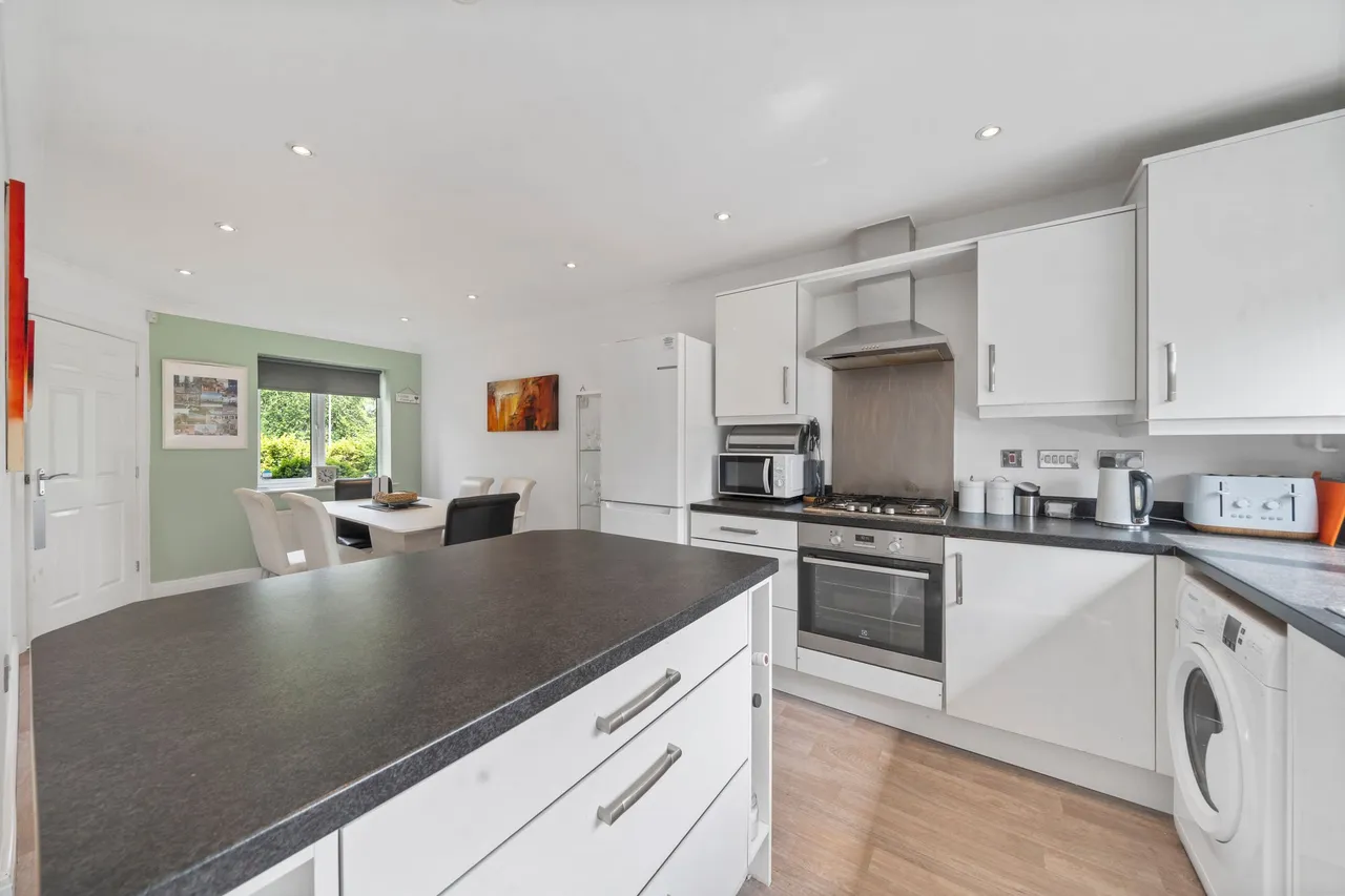 Parsonage Place, Wigan, Wigan, WN3 5DA, photo 3