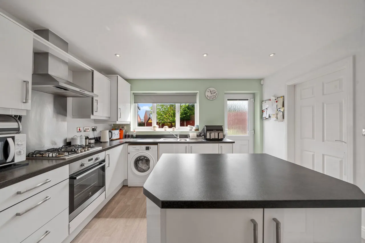 Parsonage Place, Wigan, Wigan, WN3 5DA, photo 7