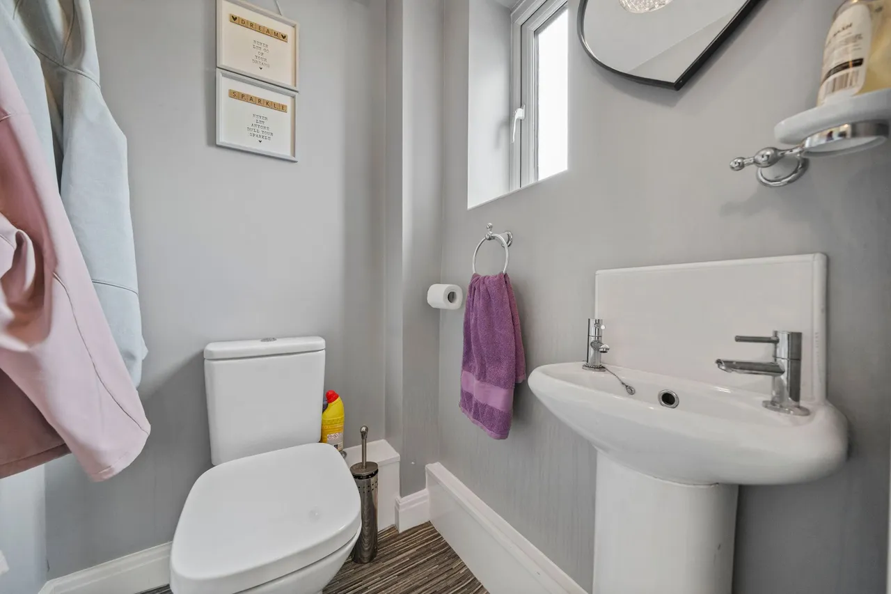 Parsonage Place, Wigan, Wigan, WN3 5DA, photo 9