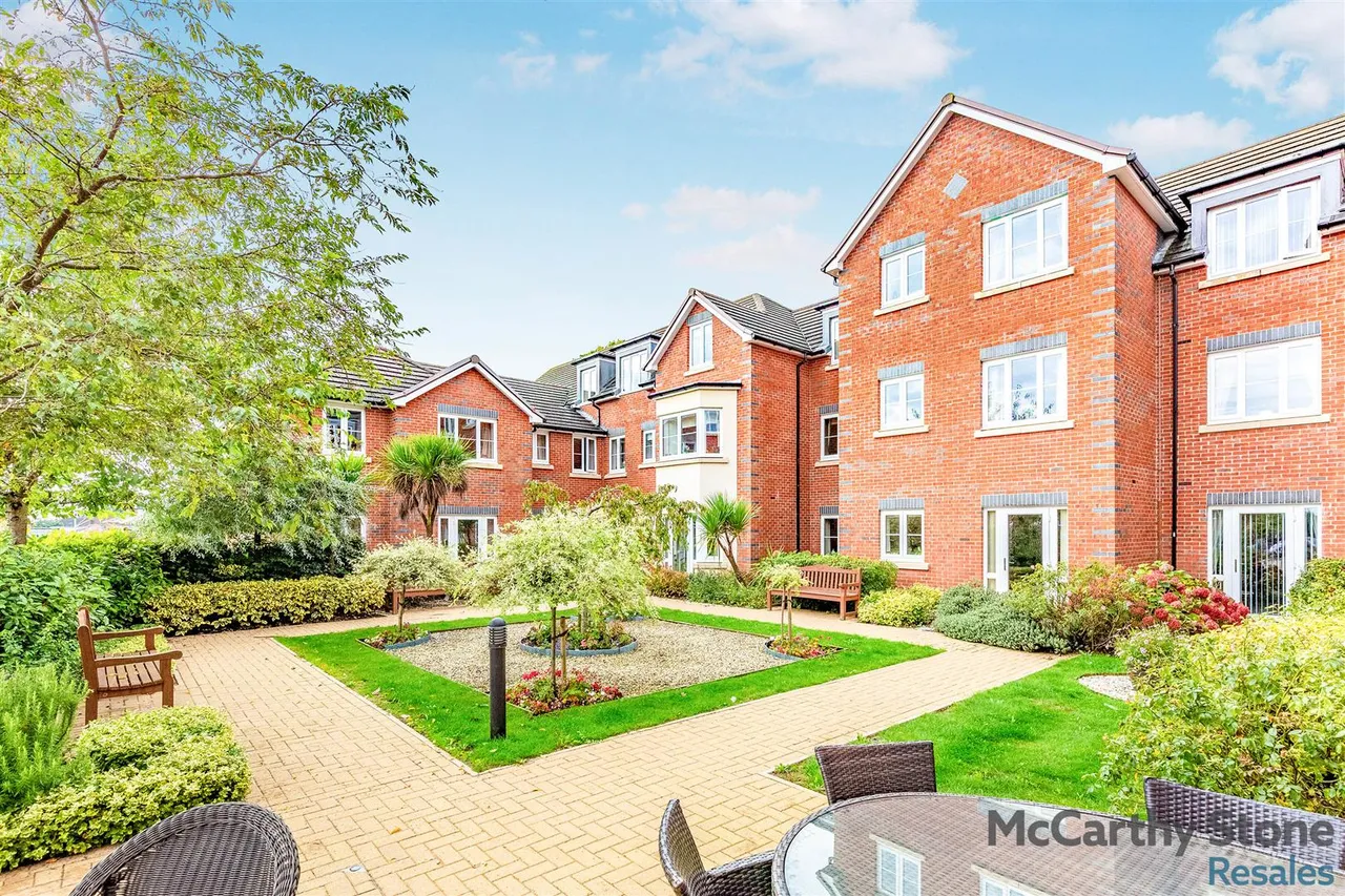 Tresham Close, Kettering, NN15, photo 19