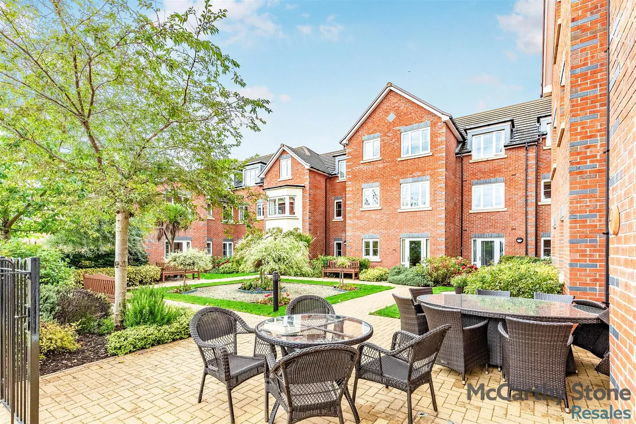 Tresham Close, Kettering, NN15, photo 16
