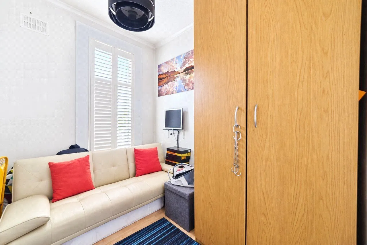 Crofton Road, Plaistow, London, E13, photo 11