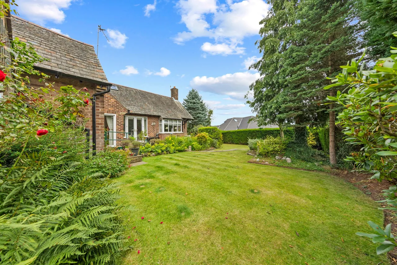 Delphfields Road, Appleton, Warrington, Warrington, WA4 5AH, photo 24